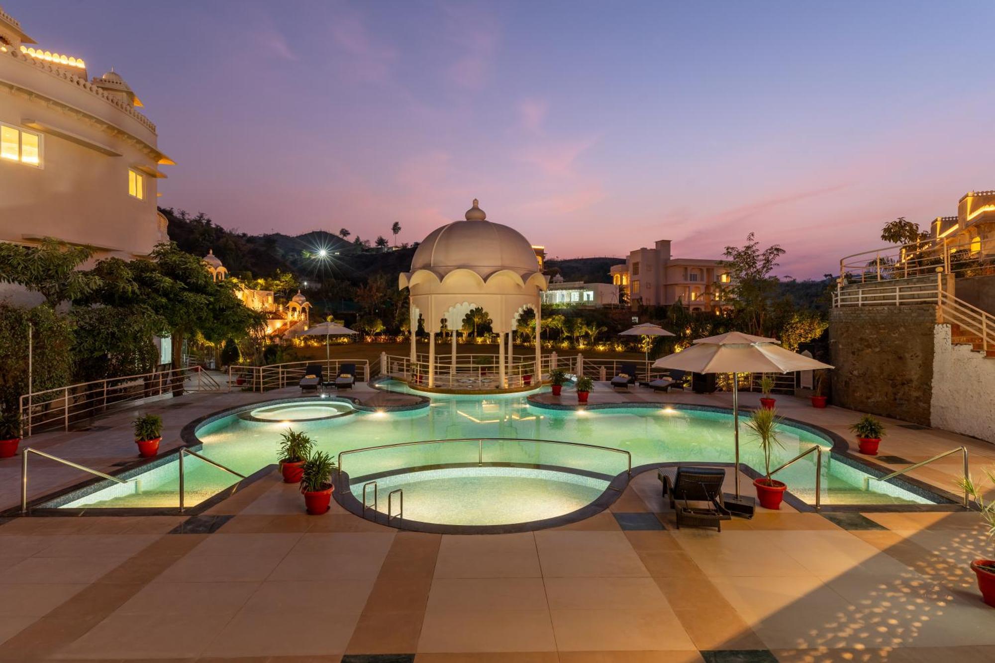 Sayaji Resorts & Spa Udaipur Bagian luar foto