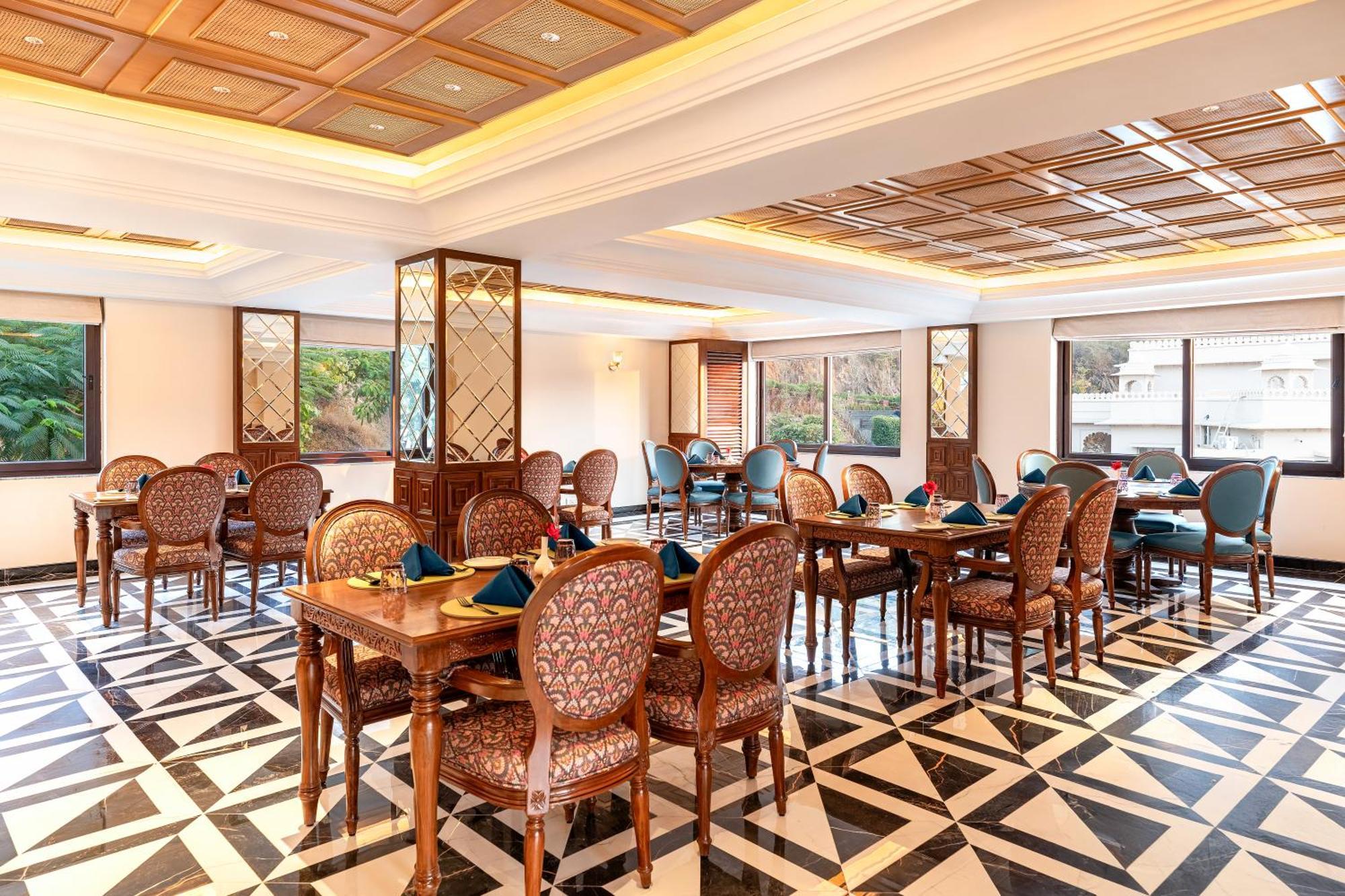 Sayaji Resorts & Spa Udaipur Bagian luar foto