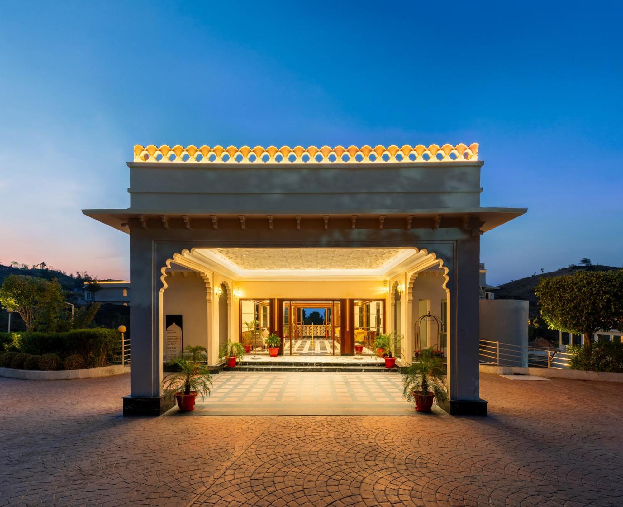 Sayaji Resorts & Spa Udaipur Bagian luar foto